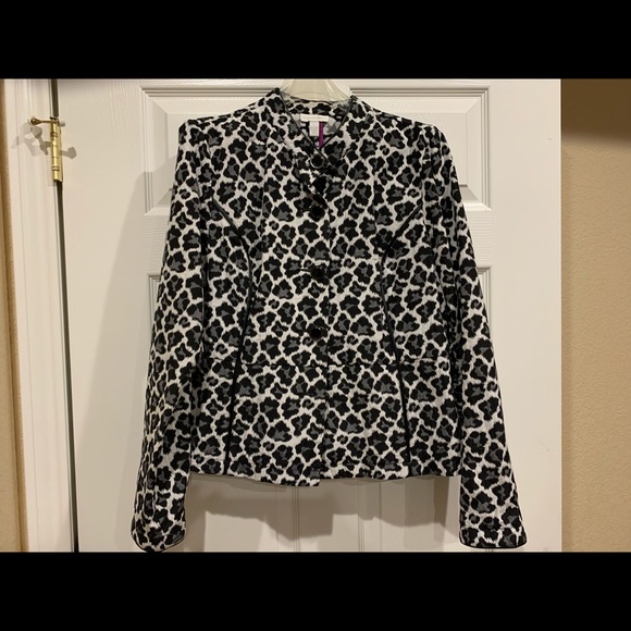 Fun animal print jacket. - Picture 1 of 3